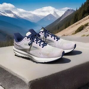 Brooks Launch 9 Purple Women's Running Shoes Size 9.5B